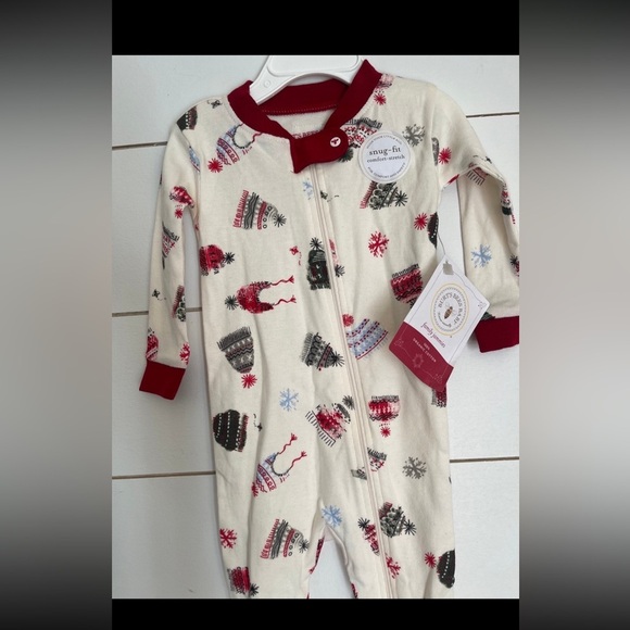 Burt’s bees baby Christmas pajama - Picture 2 of 4